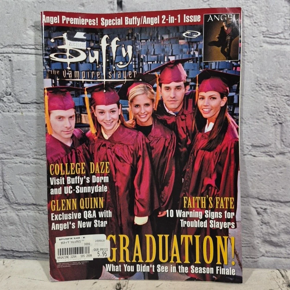 Buffy the Vampire Slayer Magazine Fall 1999 Issue 5 Graduation Angel Fox